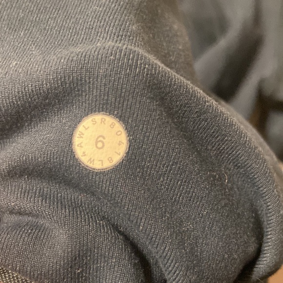 Lululemon Define Jacket - Picture 4 of 4